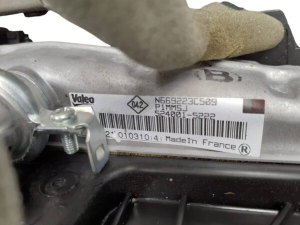63e900bf571b49a71d160d13b57979c4