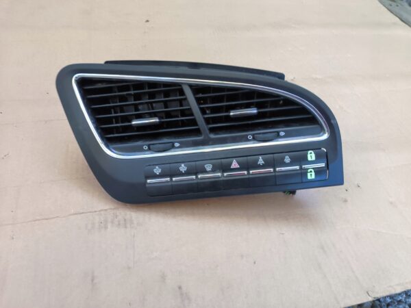 b1000d92aa8dd2e3cb92fb46e3375df8